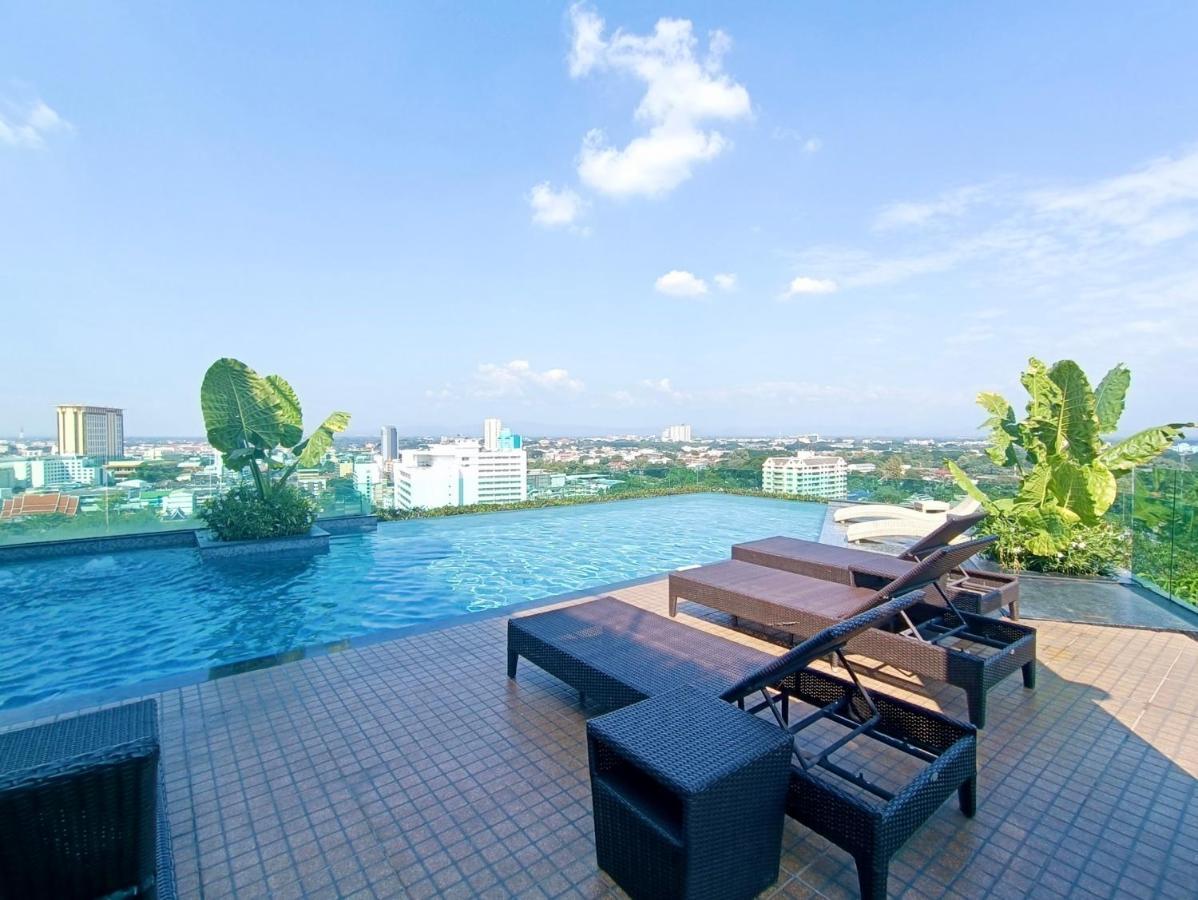 The Astra Condo City Center Chiang Mai Exterior foto